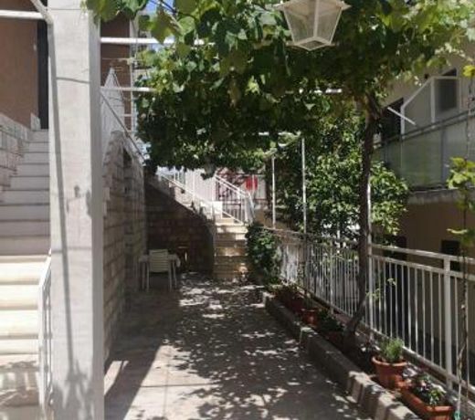 Apartment Dada 2