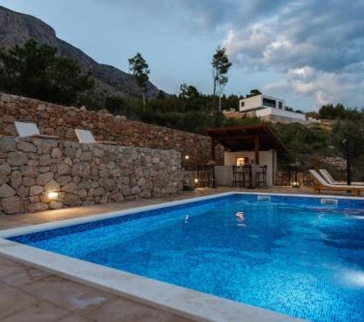Exclusive Villa Almissa with swimming pool and sea view