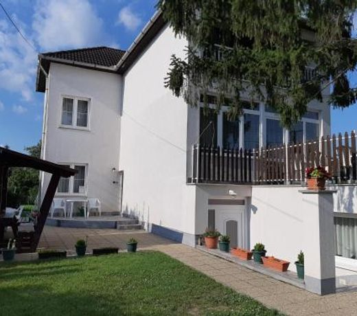 Renata Apartman