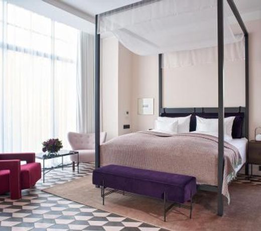 Bagatelle Gardenhouse