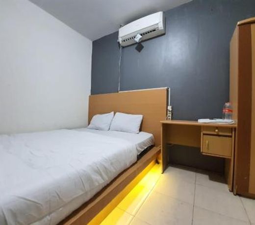 Chrysant Hotel Sawit by IDH