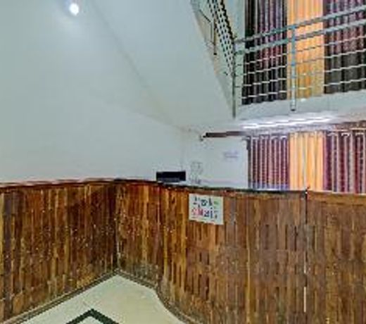SPOT ON 73862 Jaya Tourist Home