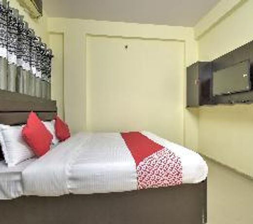 OYO 71736 Happy Stay Inn