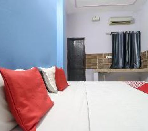 OYO 74383 Hotel Grand Tulip