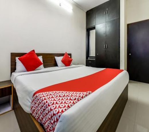 OYO Flagship 74226 Shri Sai Shyam