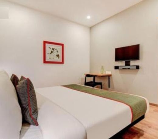 Hotel Mystic Falls