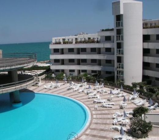 Appartamento su Residence Paradiso Azzurro