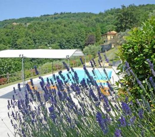 Villa Mario, piscina privata,aria cond,immersa nel verde,campagna Toscana