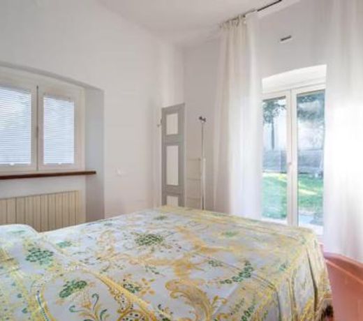 Depandance holiday Villa, garden and privat pargking