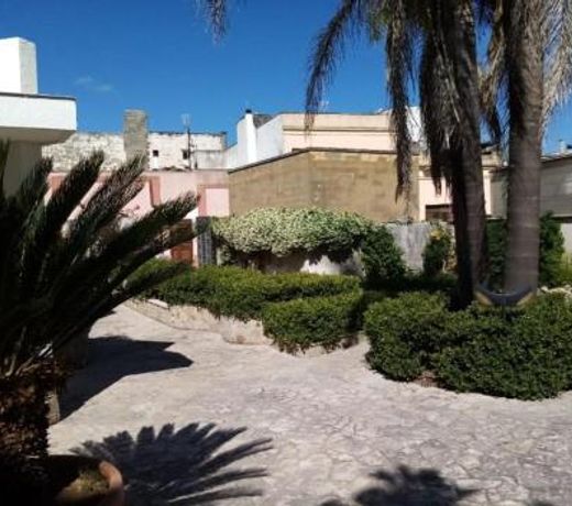 CASA VACANZA RISTRUTTURATA DI Vito