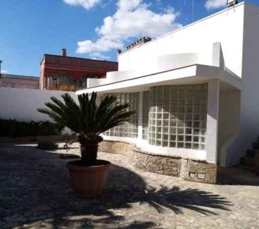CASA VACANZA RISTRUTTURATA DI Vito