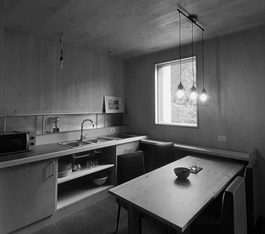 Maison 4 soleil. Casa design luce e natura