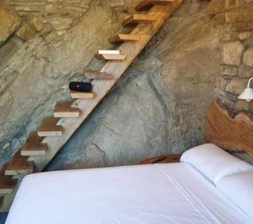Casa nella Roccia