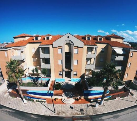 VILLA ITALIA