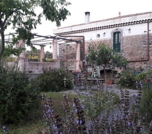 Contrada Zerbate