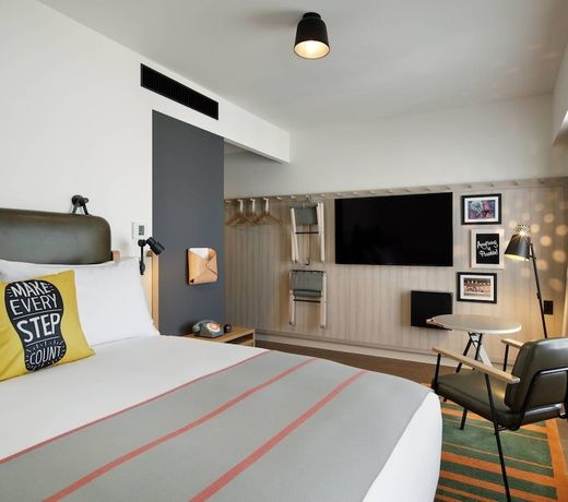 Moxy Osaka Shin Umeda