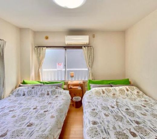 æ¾æ¸ äººæ°ã®1DK æå¤§8äººã®ãã¡ããªã¼åãã«ã¼ã  Nomadæ¾æ¸å®¿001
