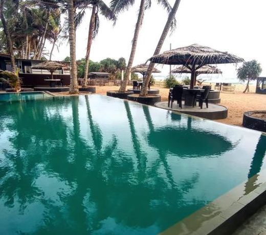 Surf Deck Resort & Restaurant