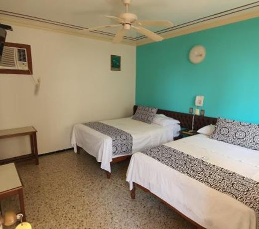 Hotel Atlantico a 150 mts de Playa MartÃ­