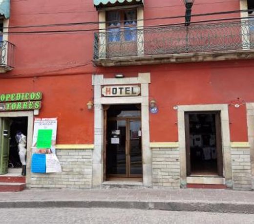 CAPITAL O Meson De La Fragua