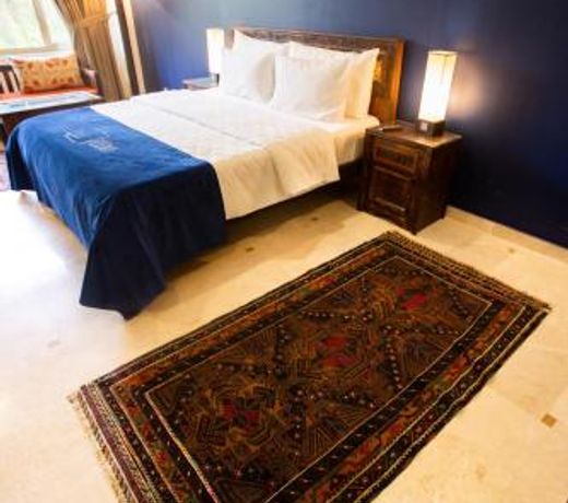 Roomy Signature Hotel, Islamabad