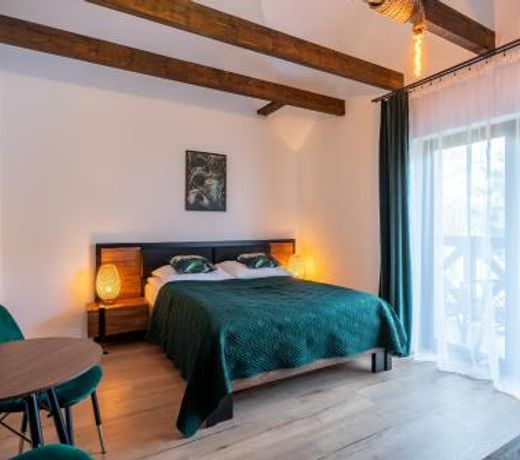 Rezydencja nad rzeką