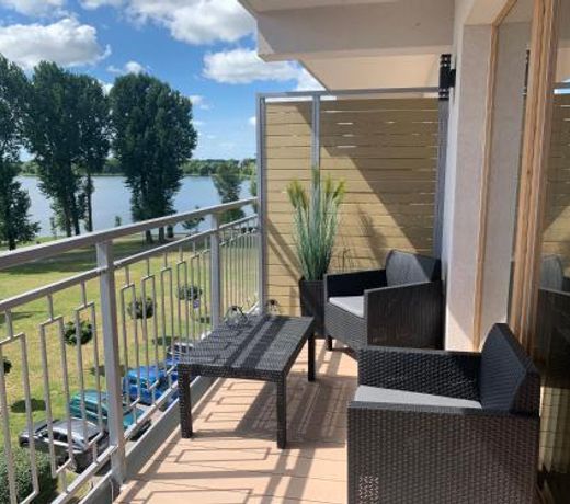 Marina Green Loft