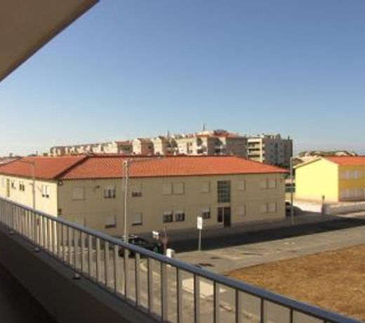 Peniche Waves