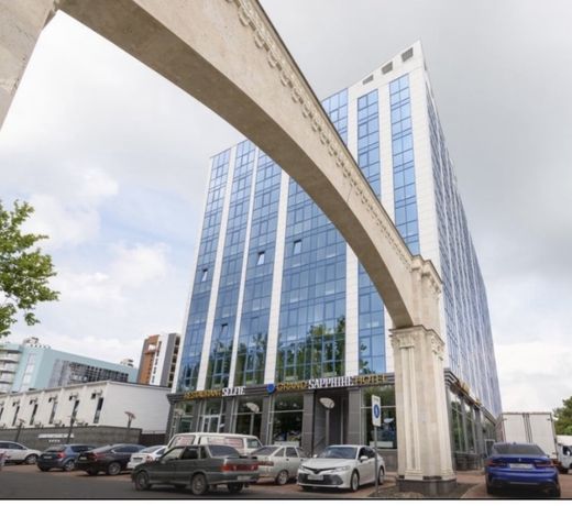 Grand Sapphire Apartments