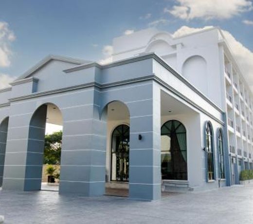 Le Lert Hotel Ratchaburi