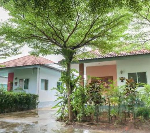 OYO 1101 Tanrak Bungalow