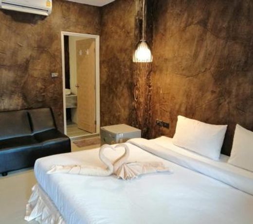 The Last Bar Guesthouse & seafood