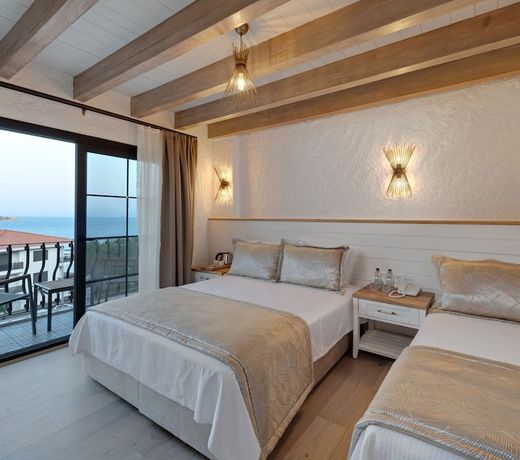 Atrium Taş Otel
