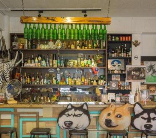 Journey hostel & bar