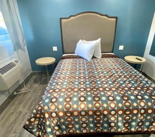 Dixie Motel