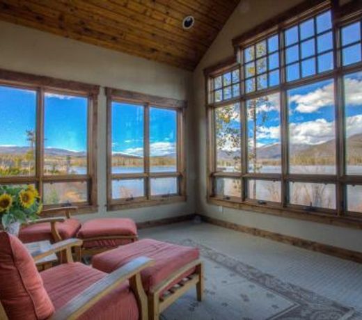 Shadow Mountain Villa