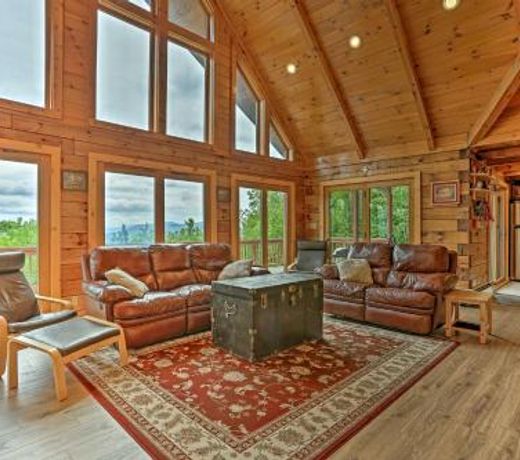 Catskills Home with Deck and Game Room 14 Mi to Ski!
