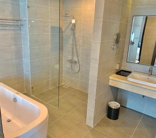 Muong Thanh Luxury Saigon Hotel