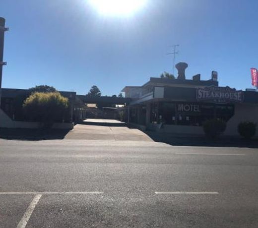 Biloela Centre Motel & Steakhouse Restaurant