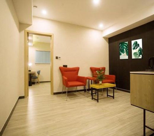 Up And In Baotou Qingshan District Central International