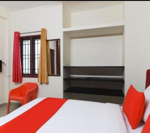 Ganapathi Residency - Oyo Metro Inn