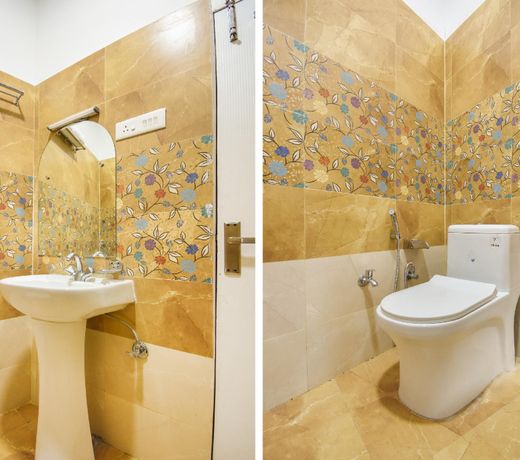 OYO 75015 Radhe Home Stay