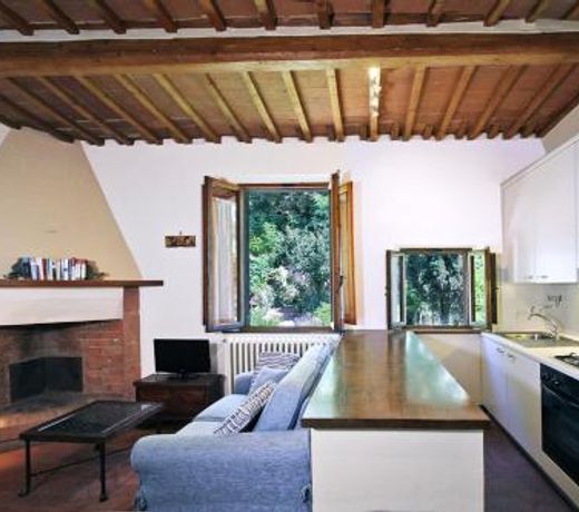 Mint Apartment - Super Central, Quiet, Romantic, close to Finest Restaurants