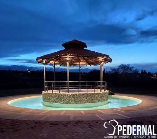 Pedernal Hotel