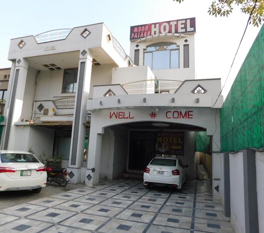 Moon Palace Hotel