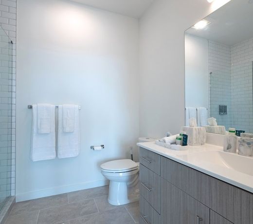 Luxury Furnished Apartments by Hyatus Downtown at Yale