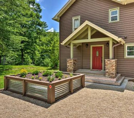 Renovated Home with Private Dock on Watauga Lake