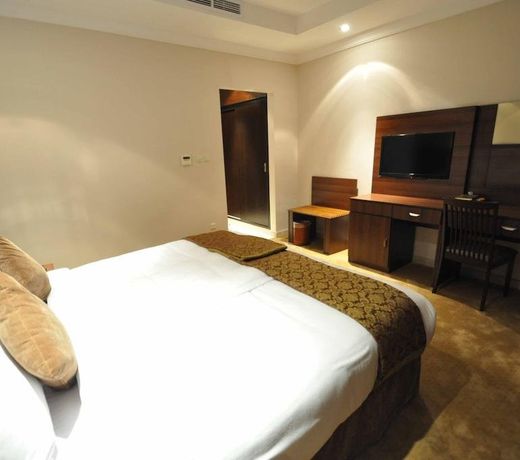HOLIDAY PALACE MAKKAH