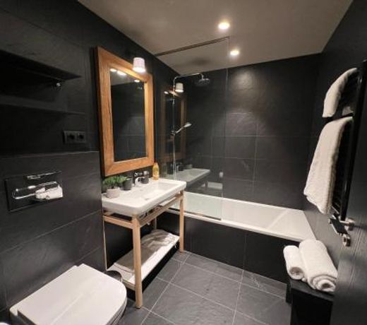 Exclusive 3 bedrooms & Hot Tub 180 m2 in Soldeu - Luxury Ski Chalet Andorra