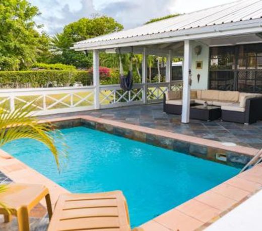 Sea Foam Villa